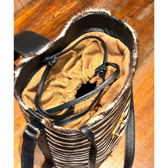 Faux Zebra Fur Bucket Bag By Tatiana Luna 8"x9" With Adjustable Strap & Gold Cla - Picture 5 of 7